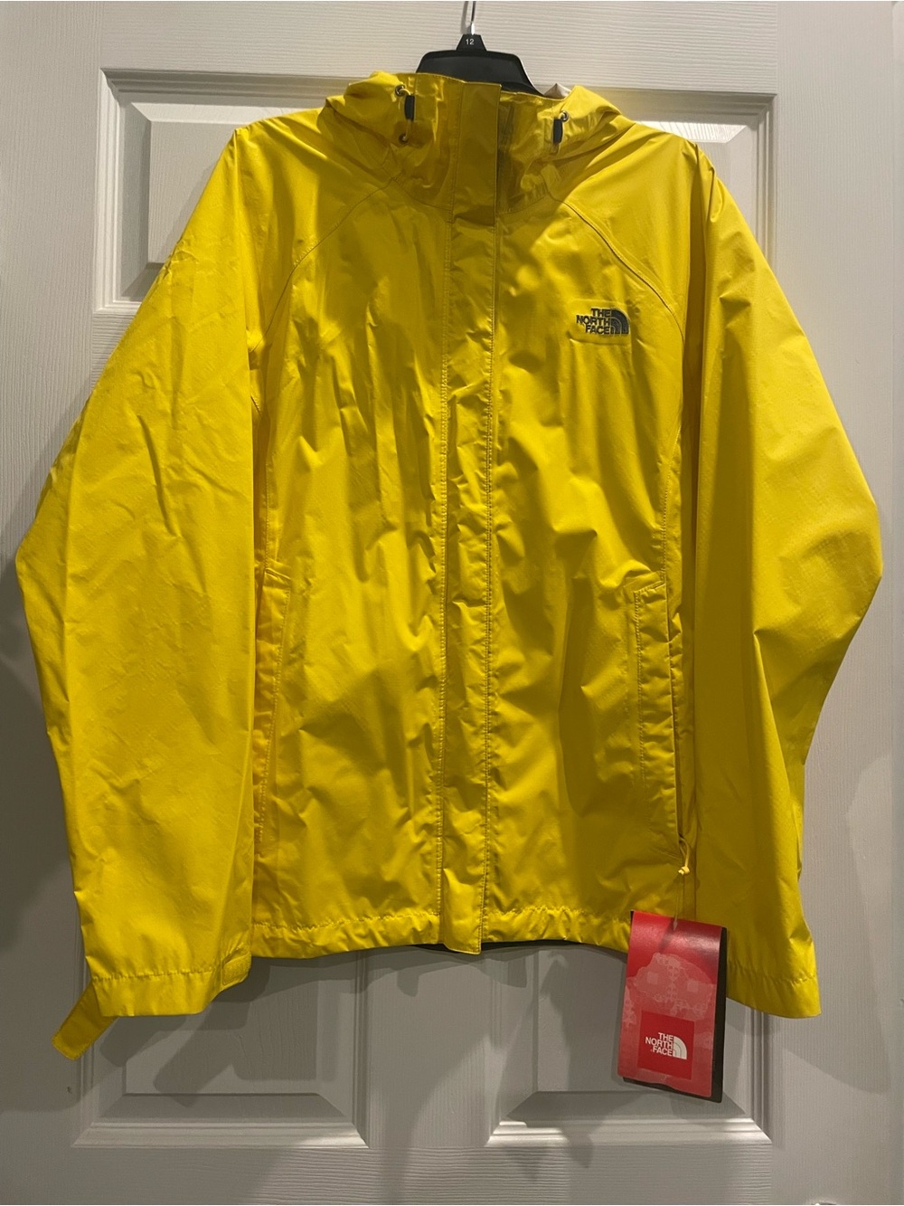 The North Face HyVent 2.5L Yellow Hooded Jacket

UNISEX